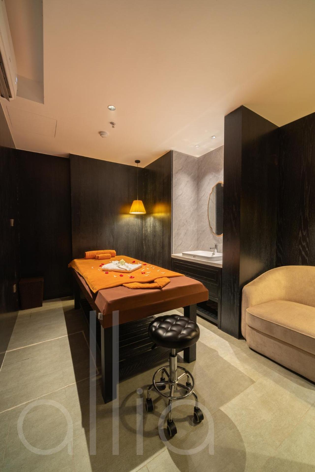 होटल Luxe Paradise Premium Pham Hong Thai
