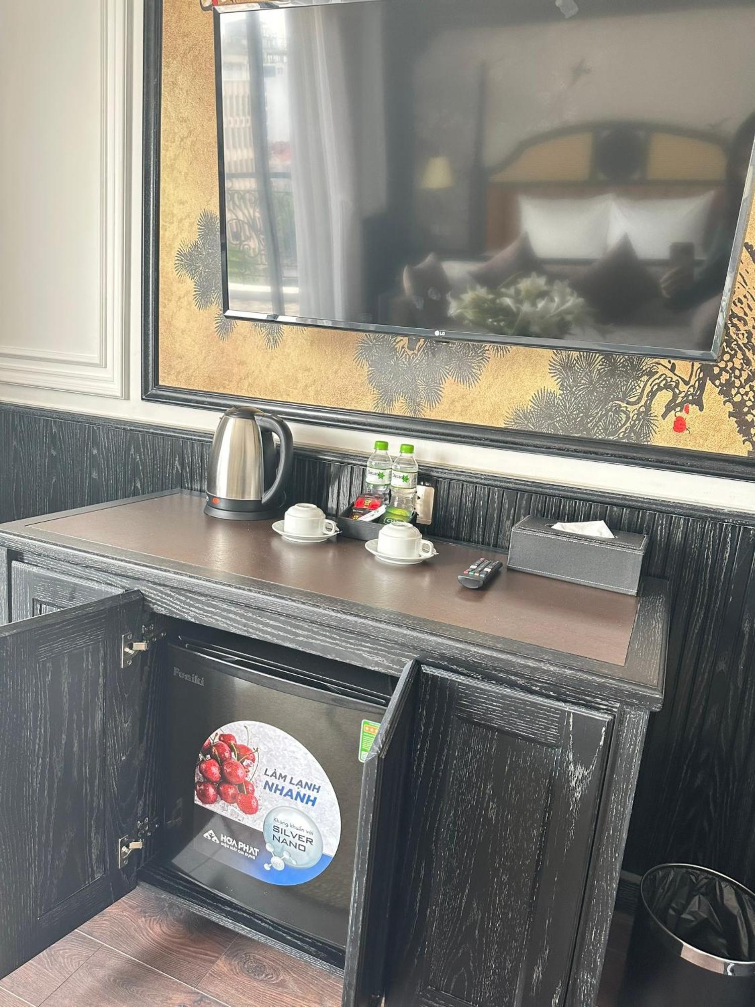 Luxe Paradise Premium Pham Hong Thai होटल 4*